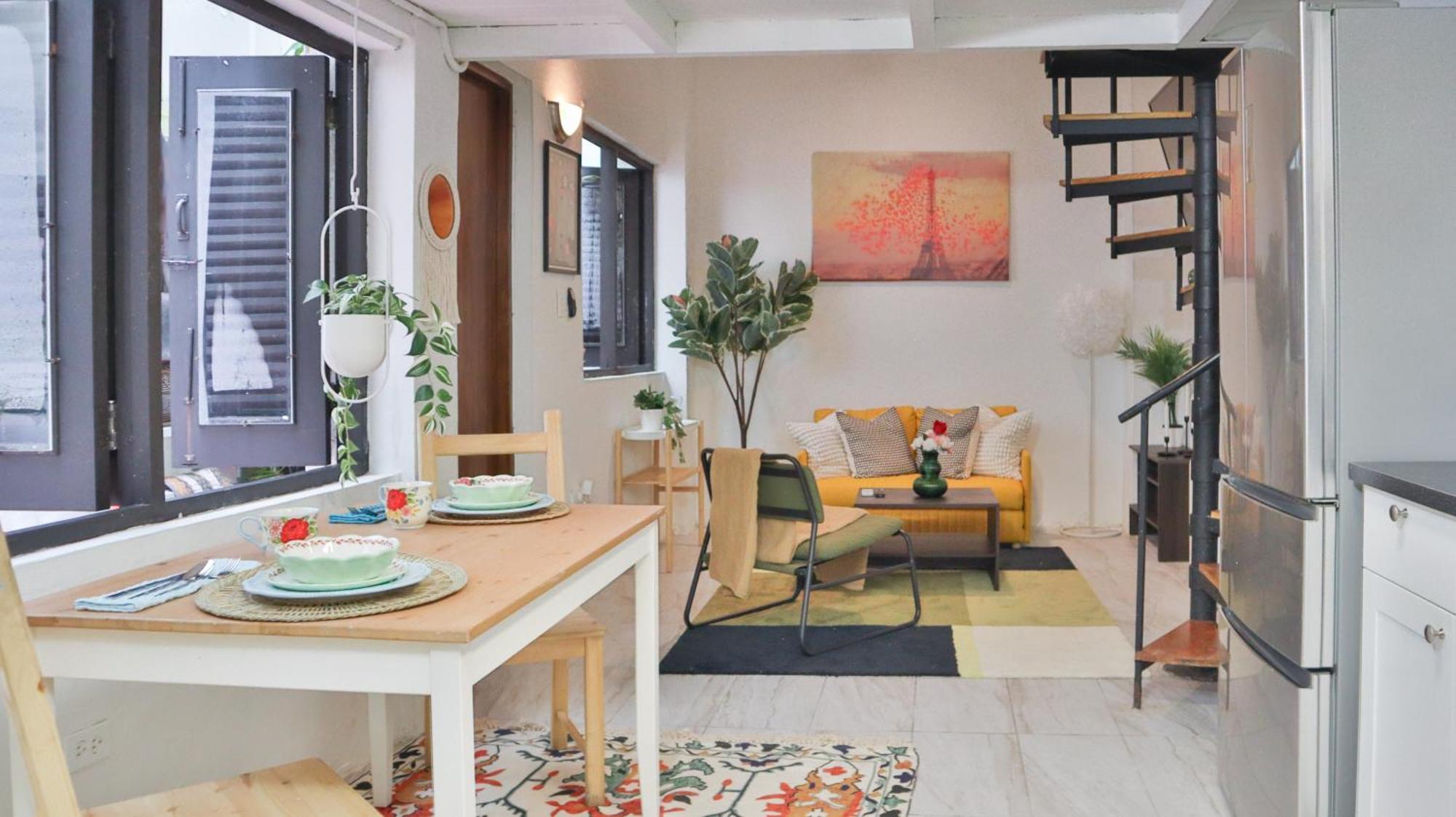 Old Apartment *