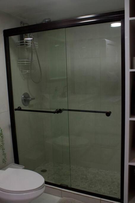 The Loft At Puerto Nuevo, Central Location In Sj *