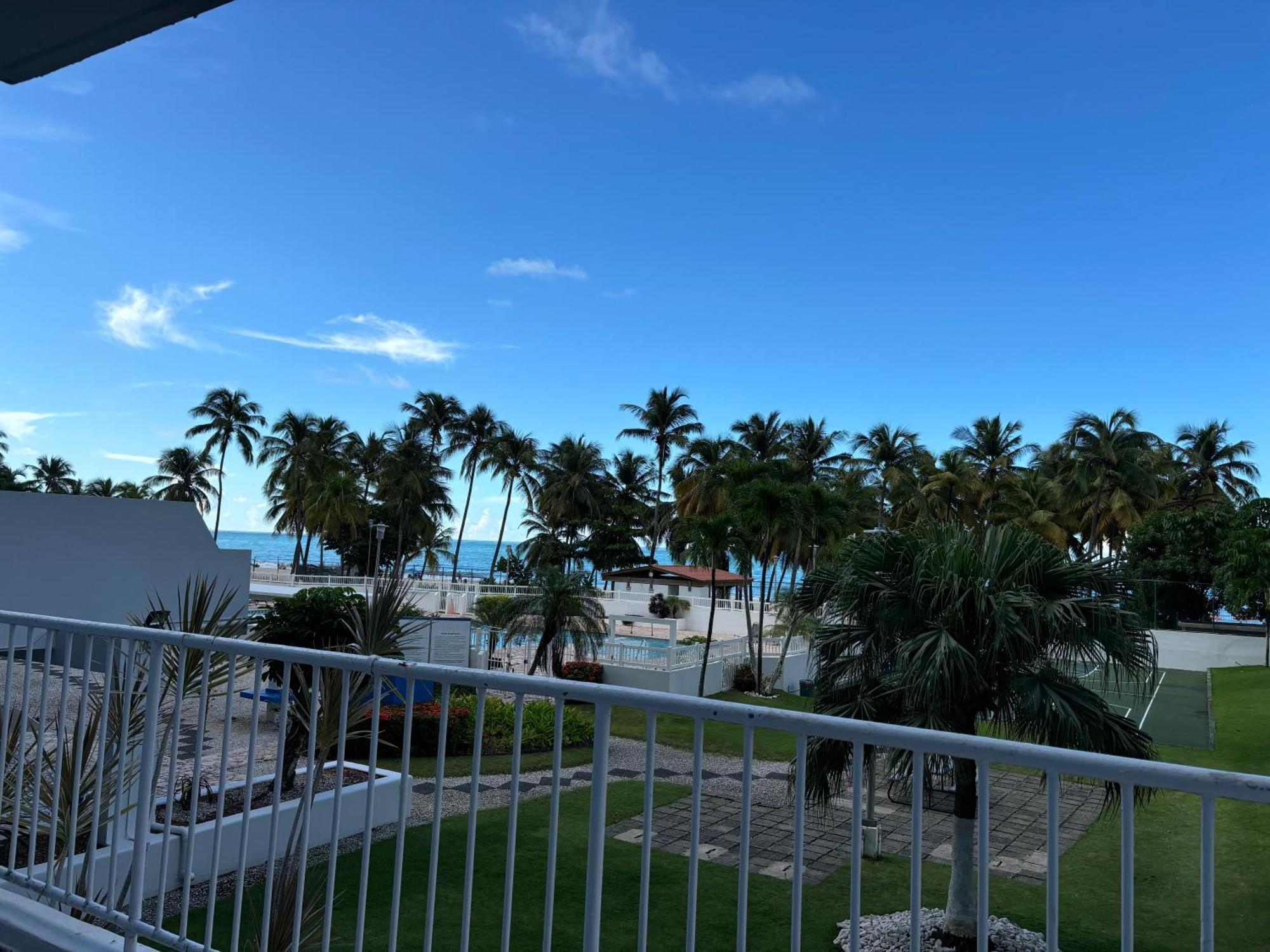 Ocean-city View Tantra Apartment *