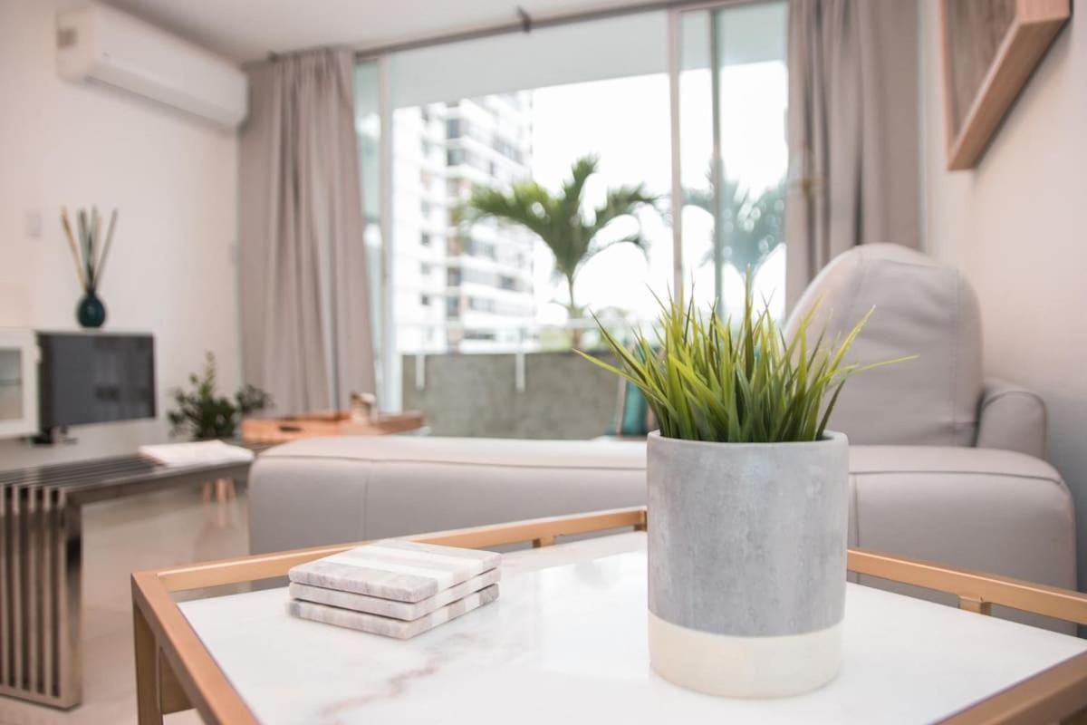 Apartment Chic & Modern Oasis In The Heart Of Condado *