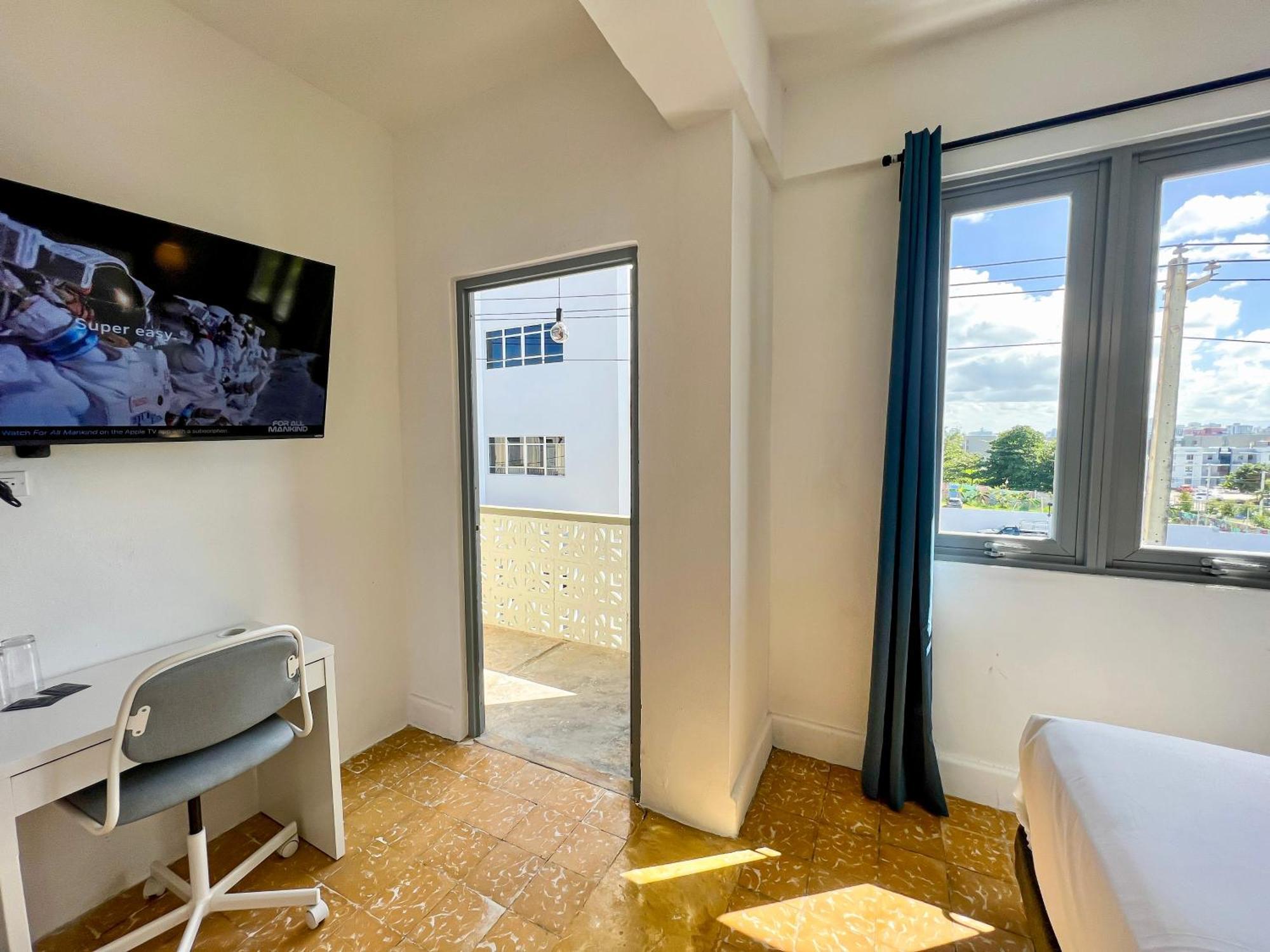 Hotel Urbana 3*