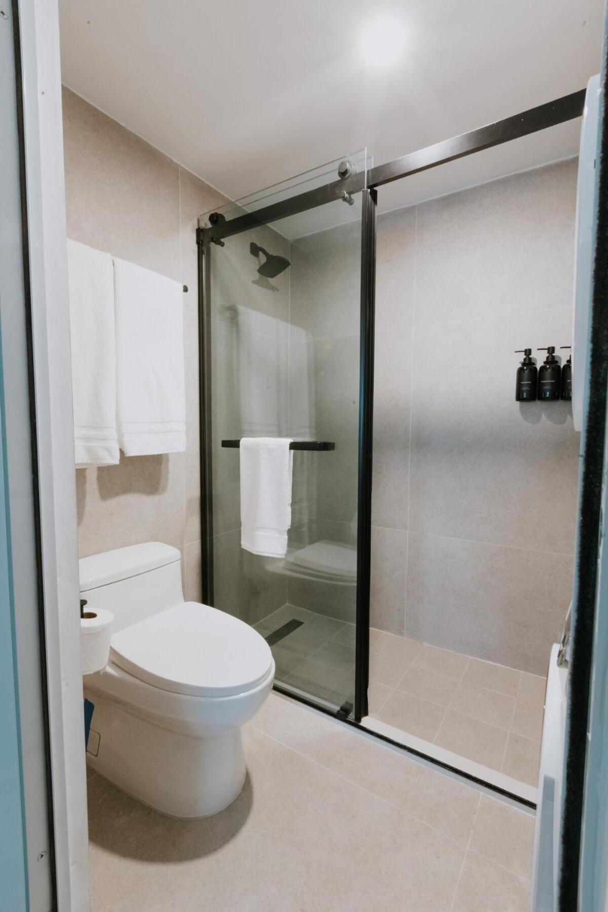 Lux Beachfront Isla Apartment San Juan