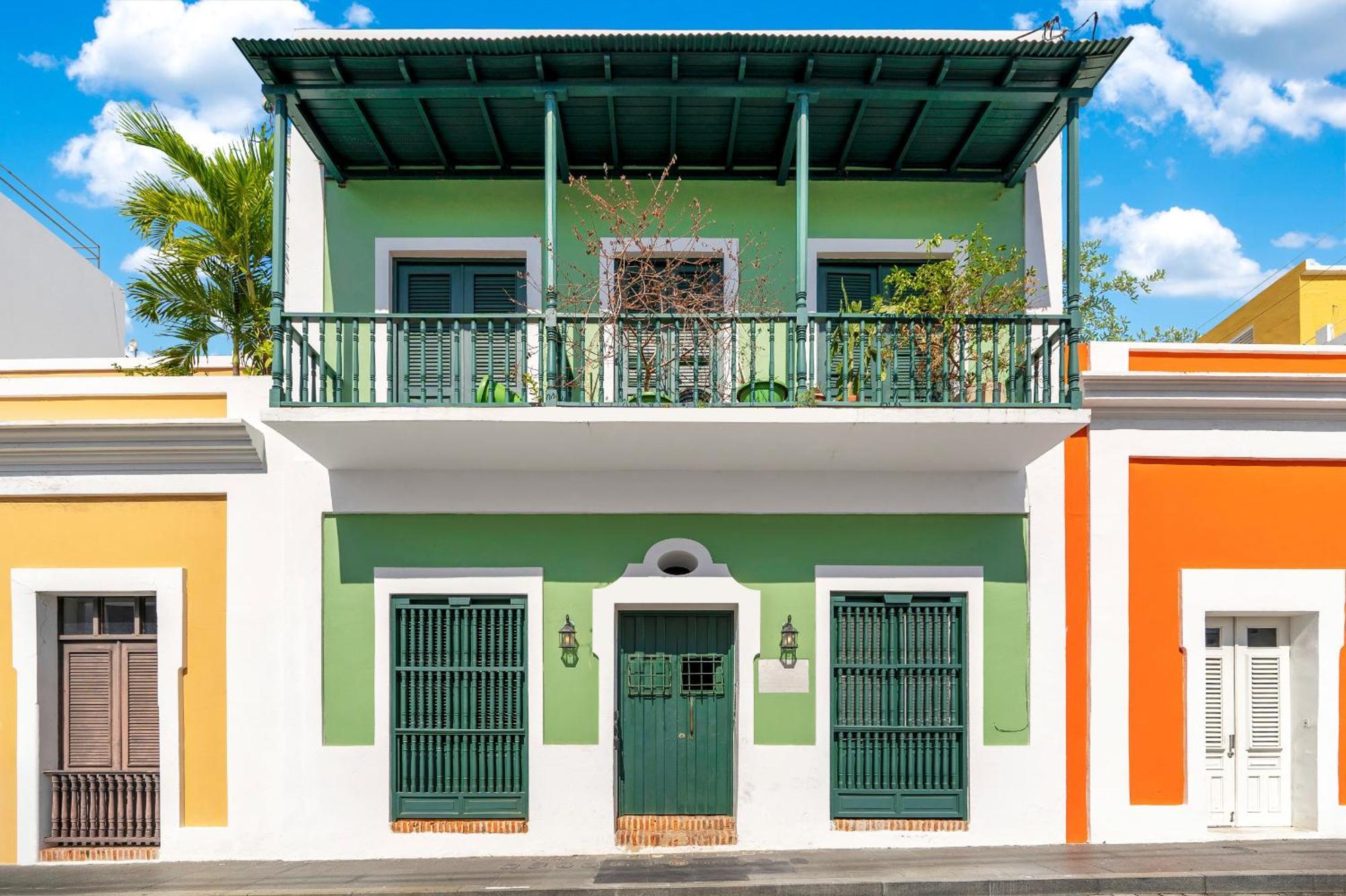 Chic 1-bedroom & Loft In Prime Location Apartment