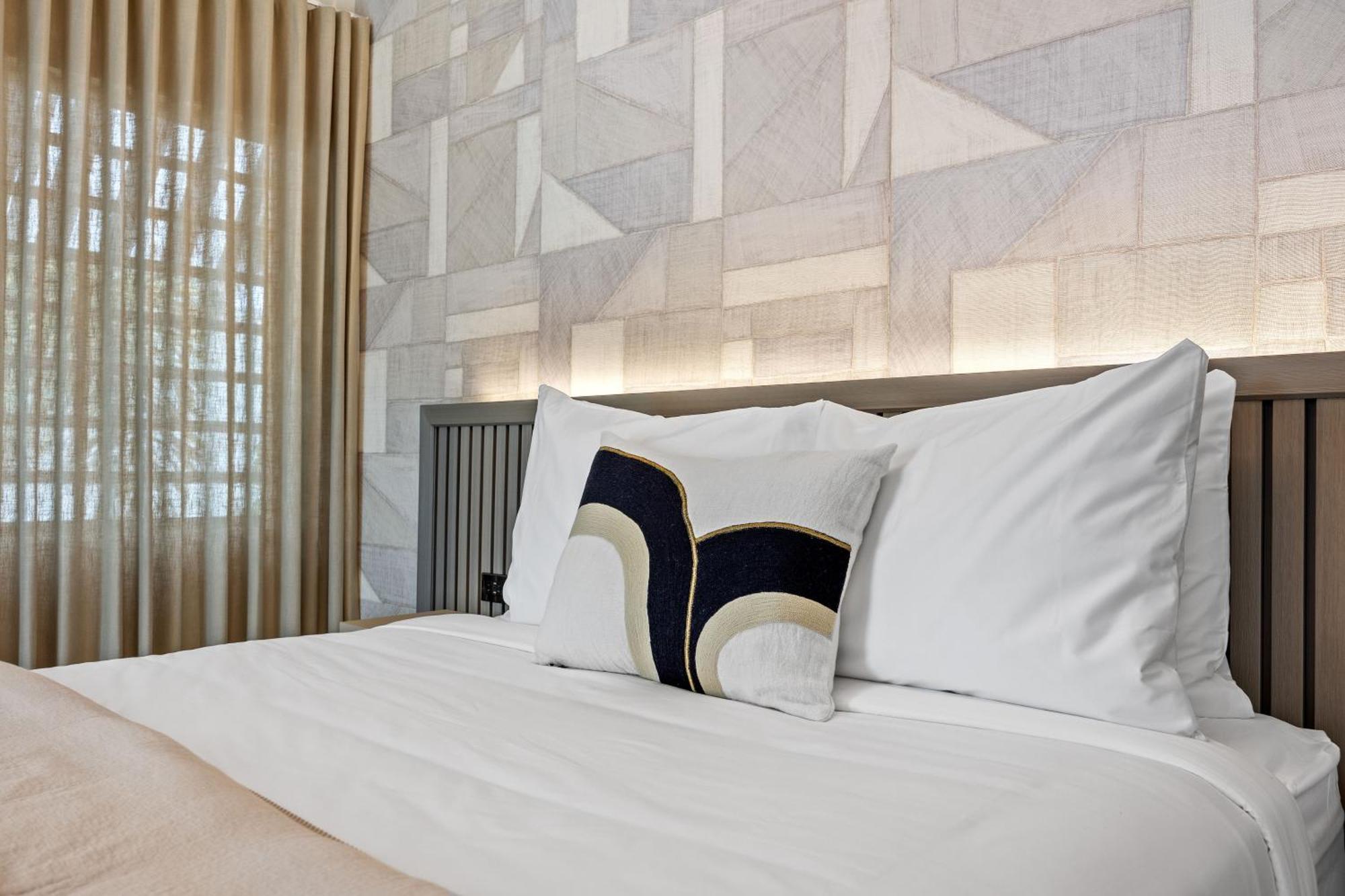 The Weekender By Otium Hotel *