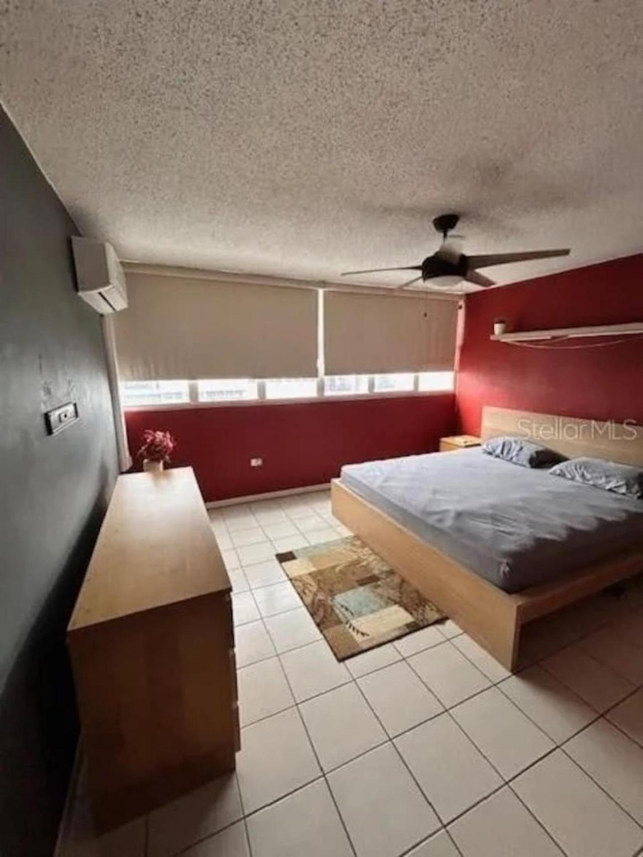 King Bed With Private Bath In Shared Apartment San Juan