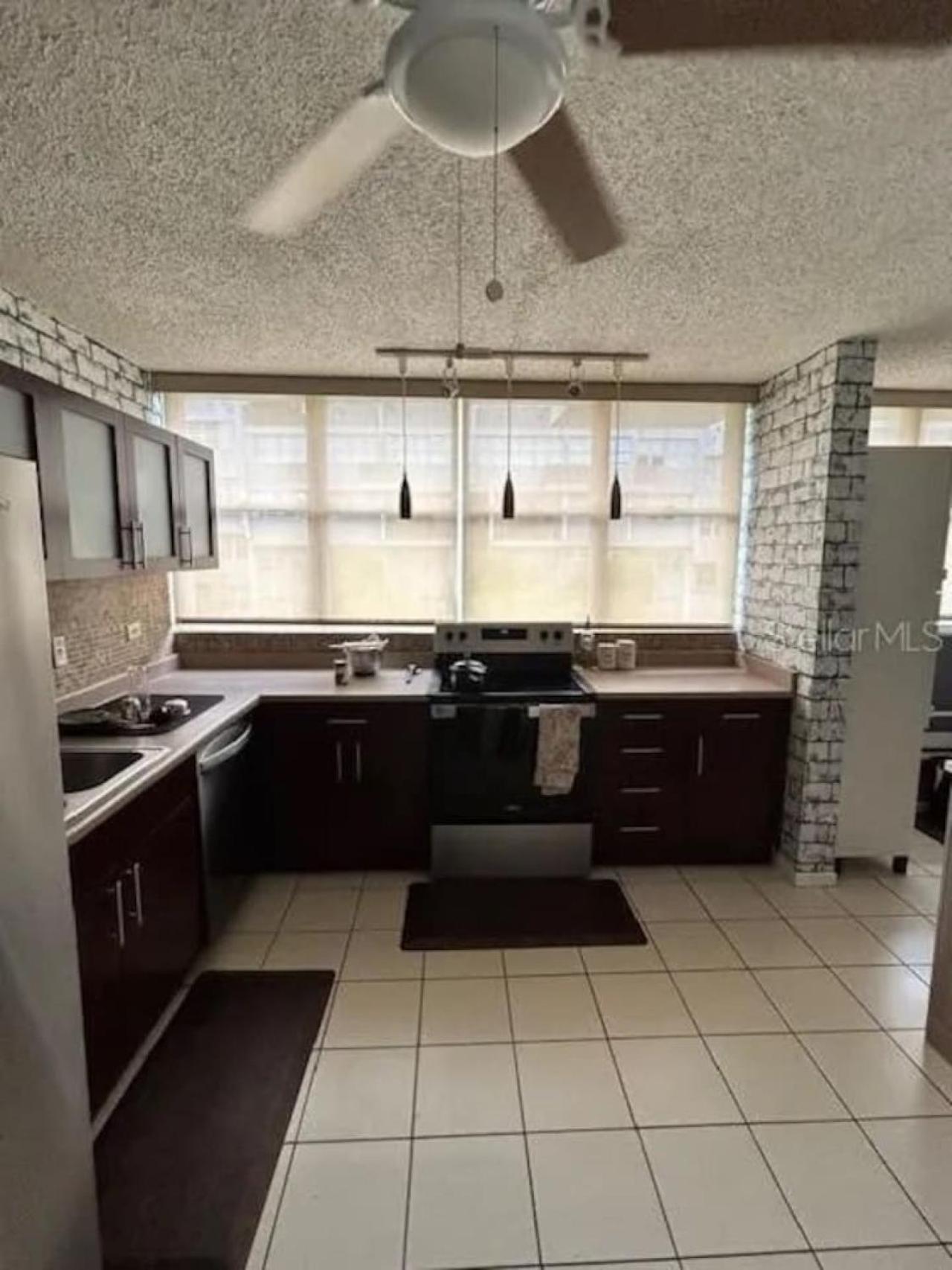 Apartment Private W Queen Bed In Shared