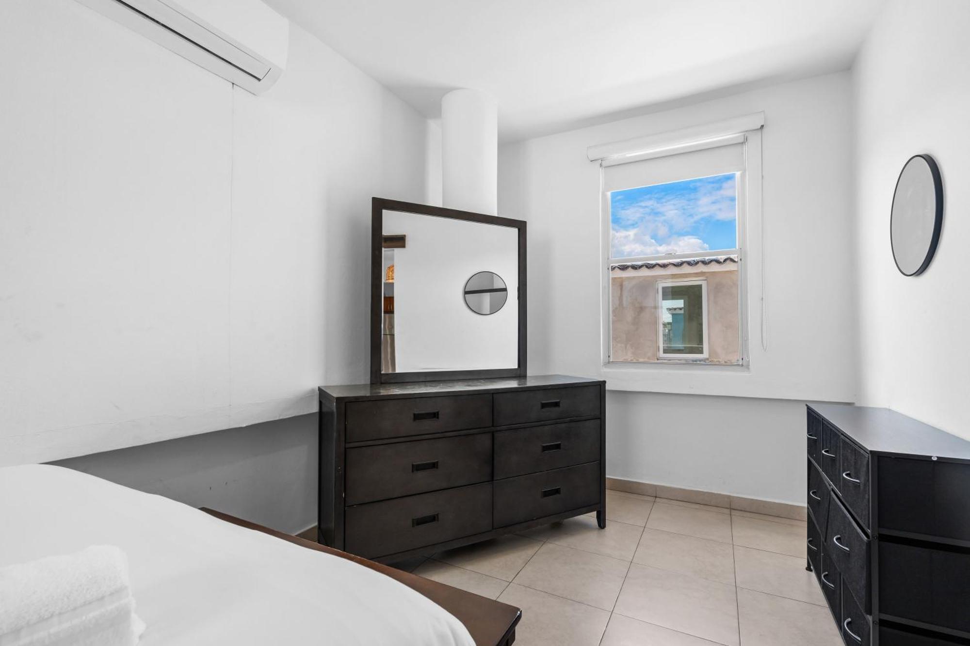 Apartment Vacation Getaway In Ocean Park With Parking *