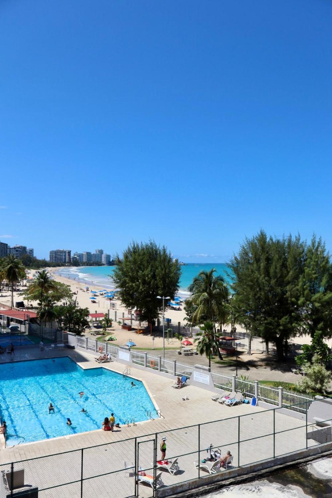 Apartment Oceanfront Isla 2b 2b Paradise Getaway