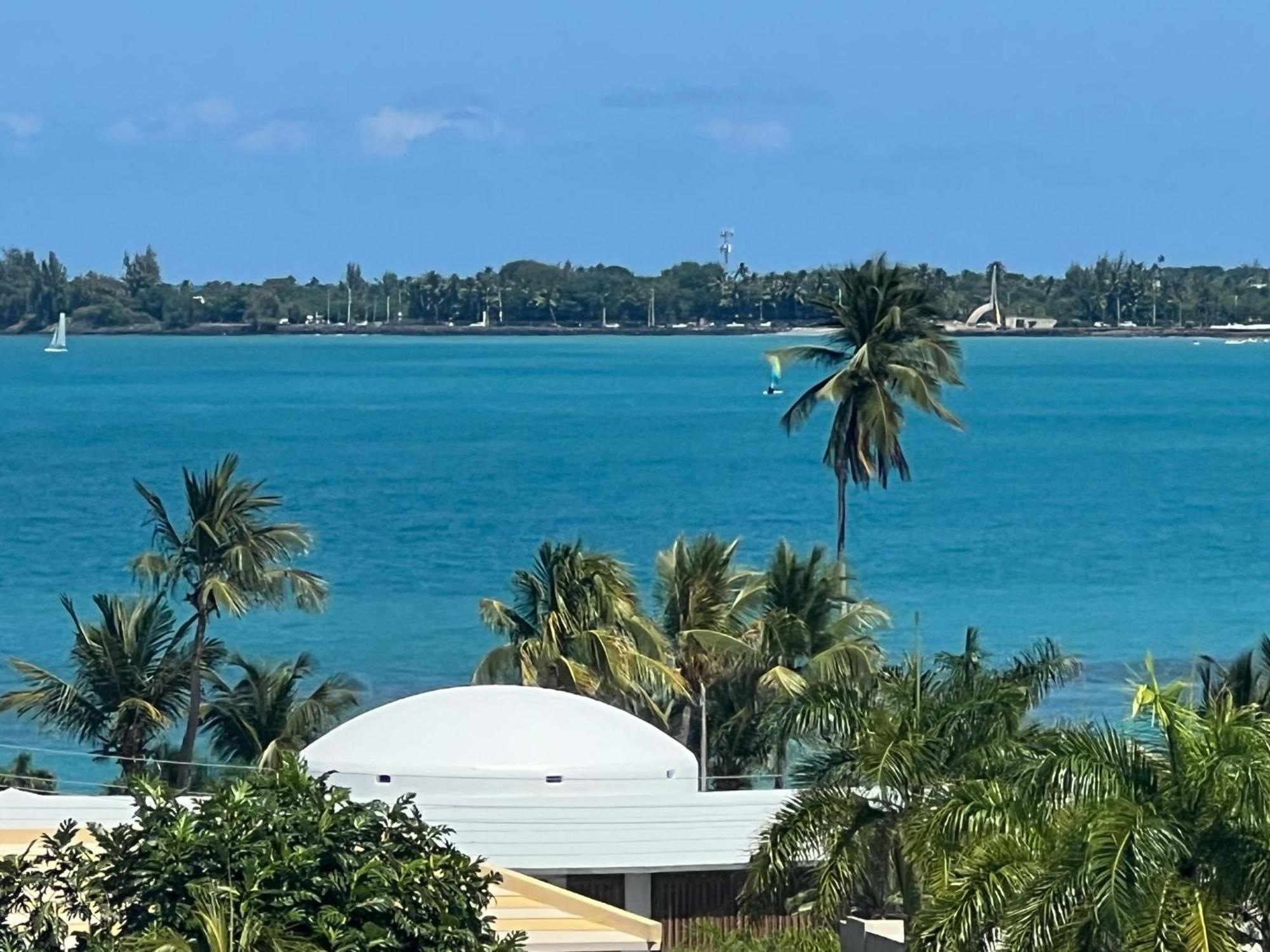 Esj Exclusive Beachfront Apartment *