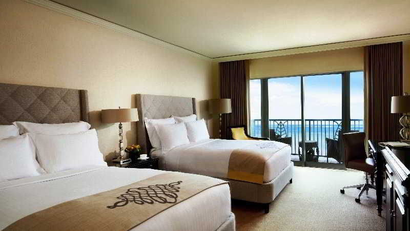 The Ritz-carlton,