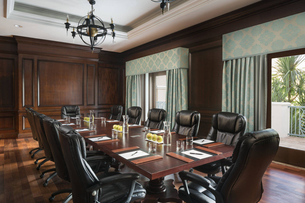 Resort The Ritz-carlton,