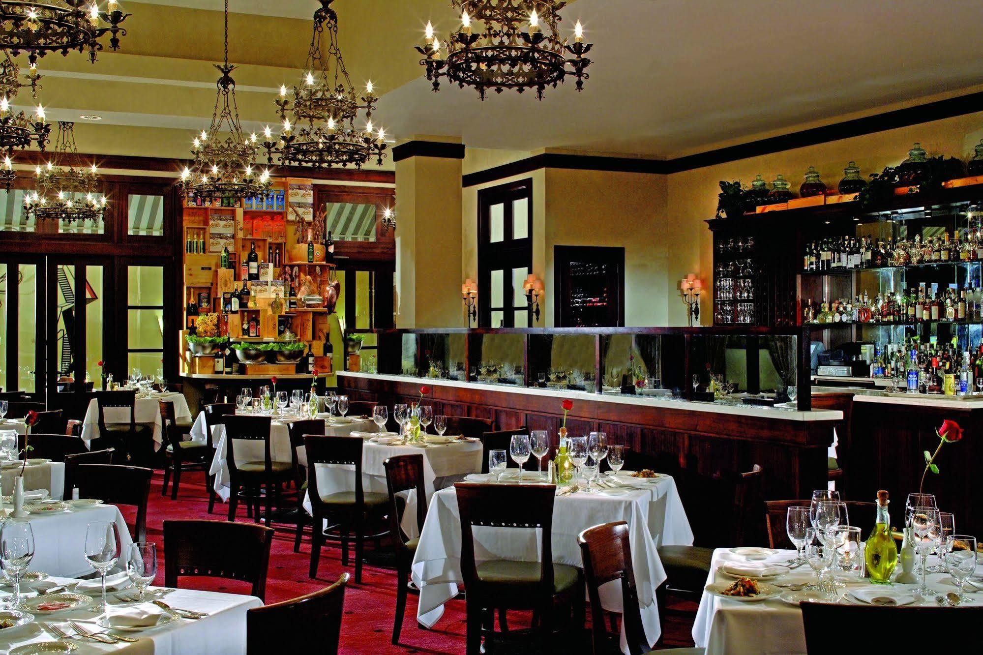 Resort The Ritz-carlton,