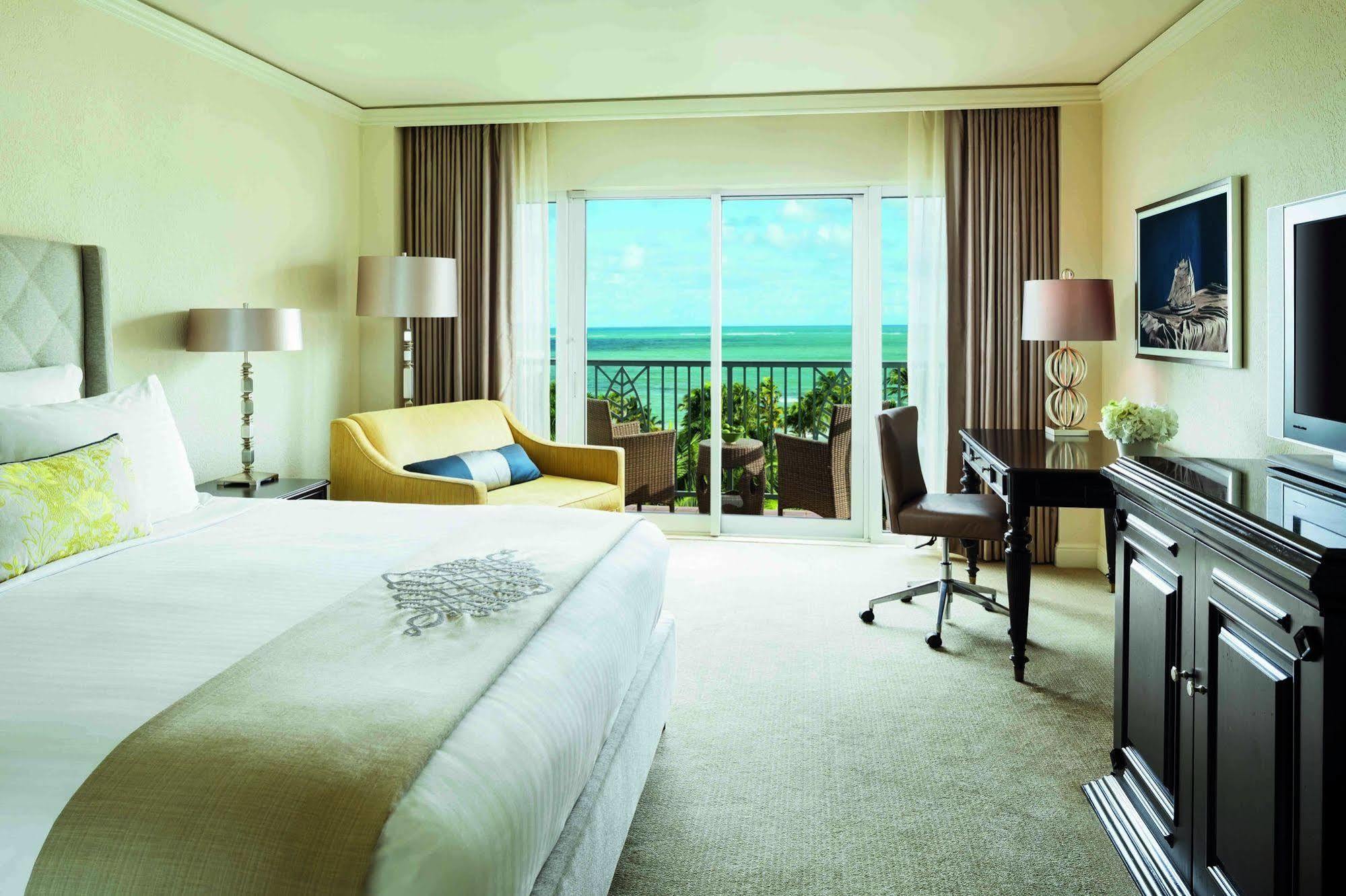 The Ritz-carlton, Resort 5*