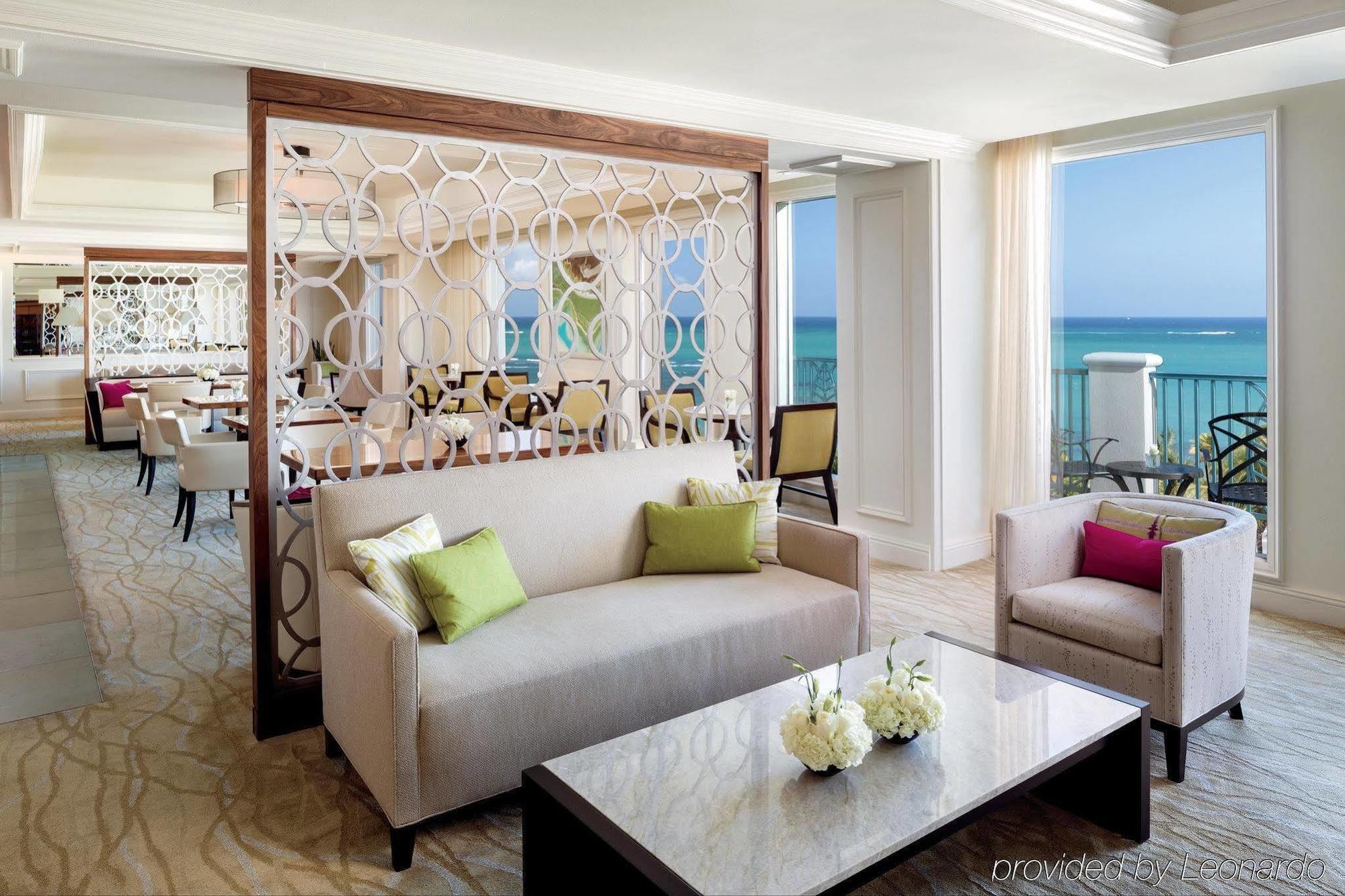 The Ritz-carlton,