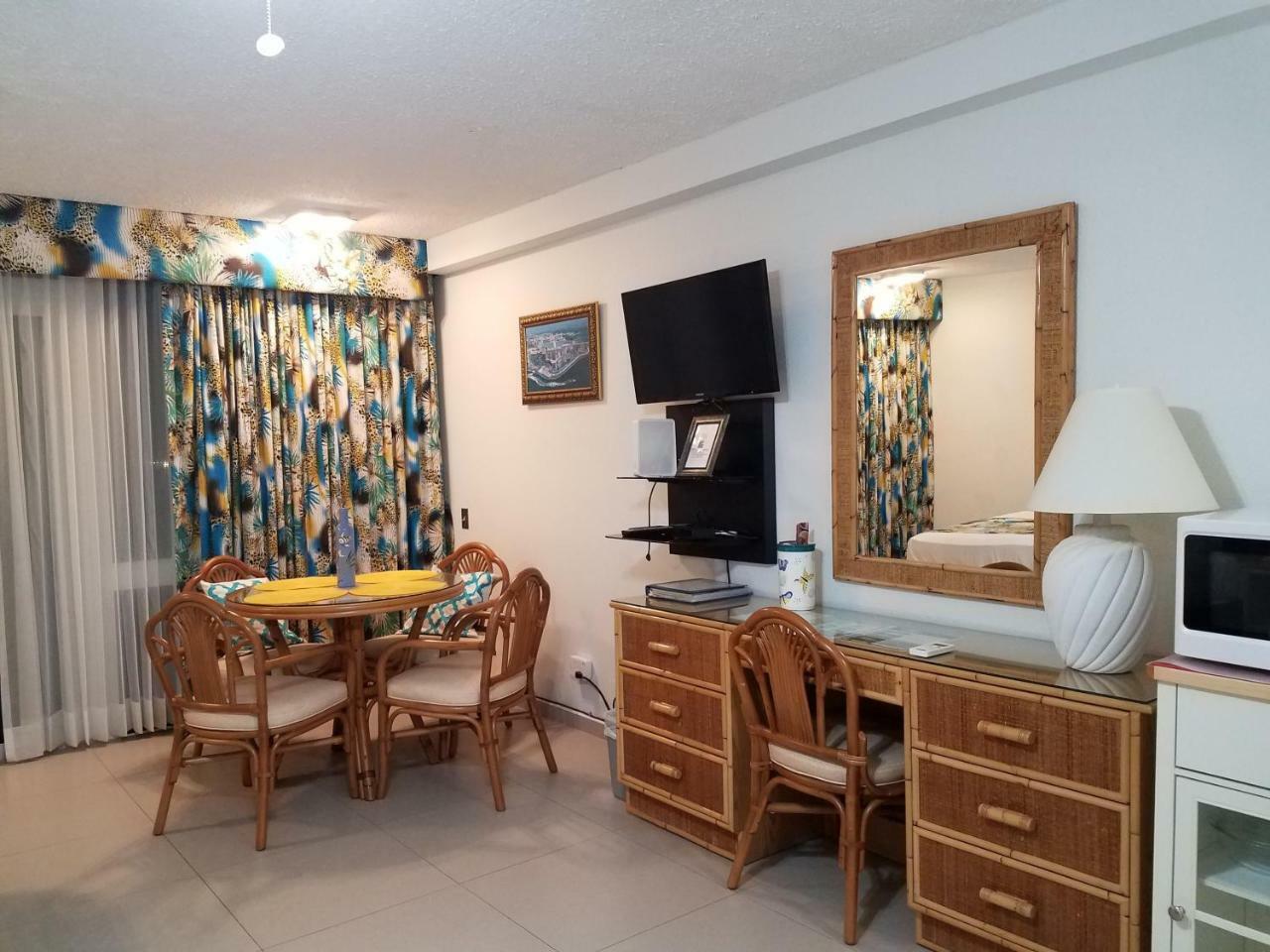 Esj Azul 1660 - Beach 3*