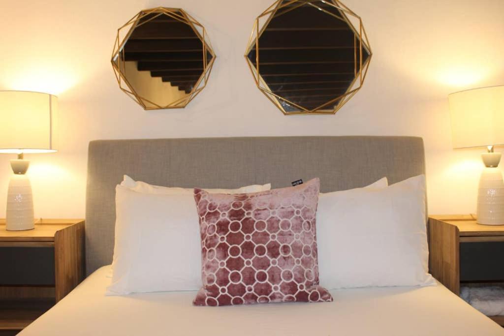 Modern In Old Town - Calle Luna Osj San Juan