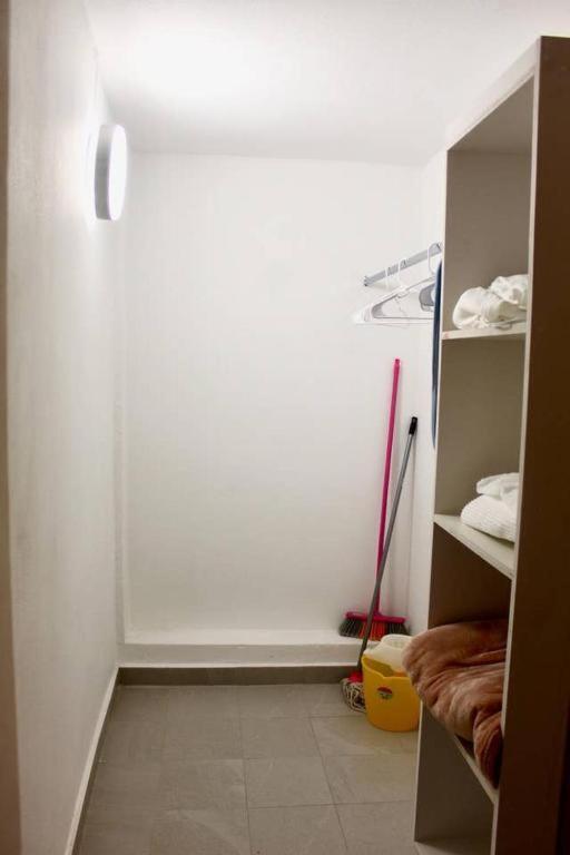Modern In Old Town - Calle Luna Osj Apartment