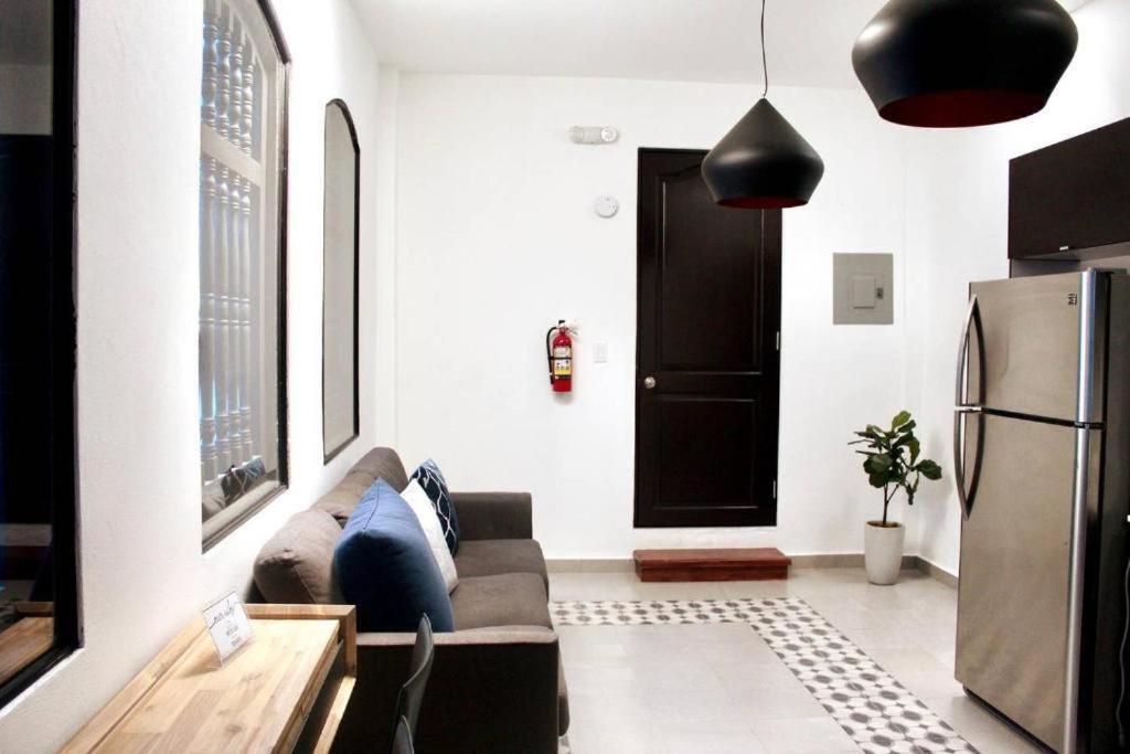 Modern In Old Town - Calle Luna Osj *