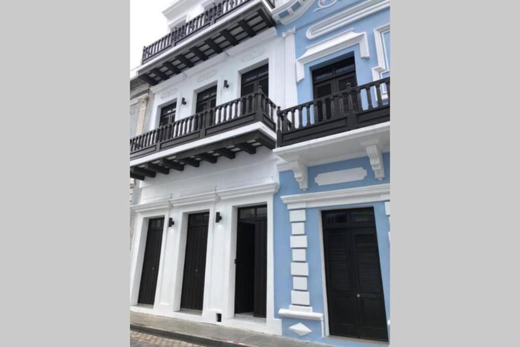 Modern In Old Town - Calle Luna Osj Apartment *