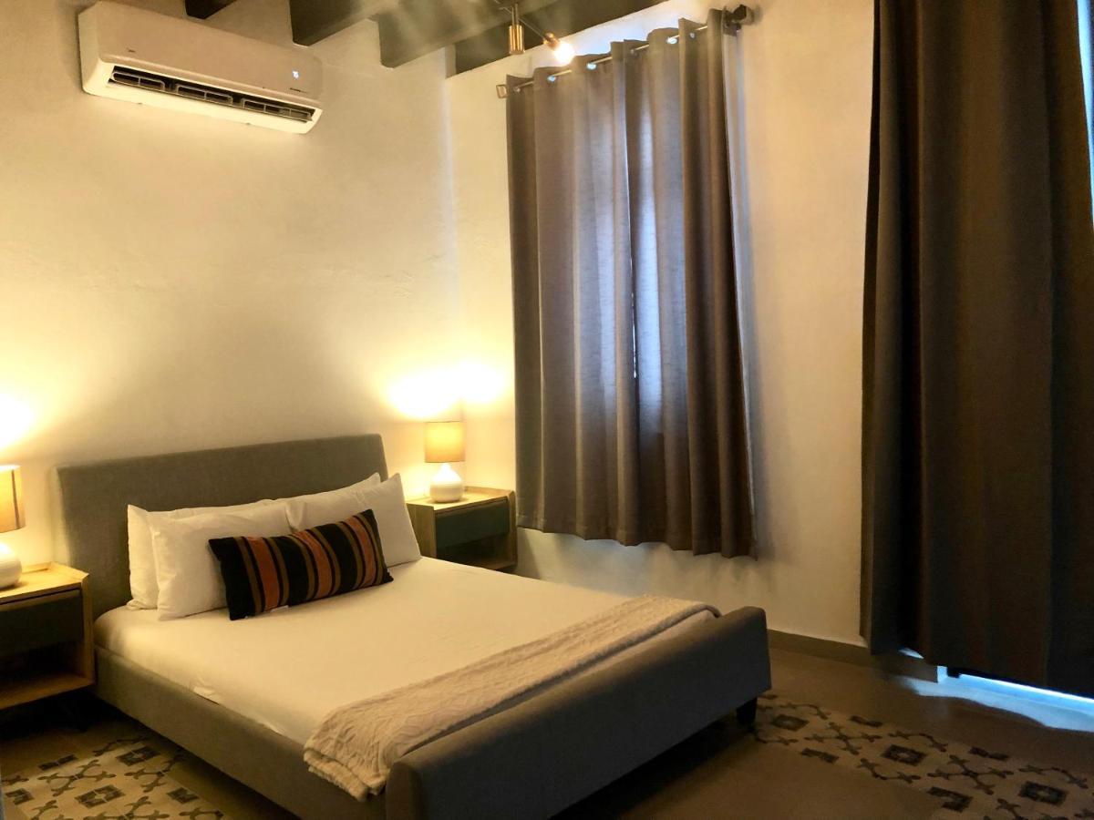Modern In Old Town - Calle Luna Osj Apartment *