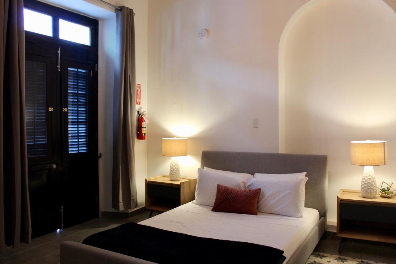 Modern In Old Town - Calle Luna Osj Apartment
