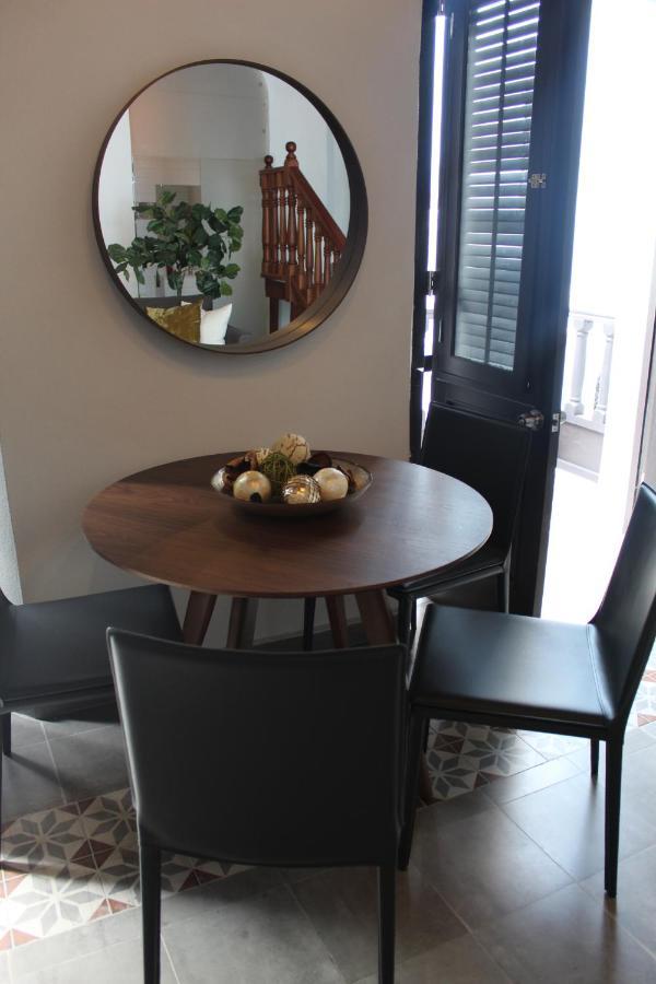 Modern In Old Town - Calle Luna Osj Apartment
