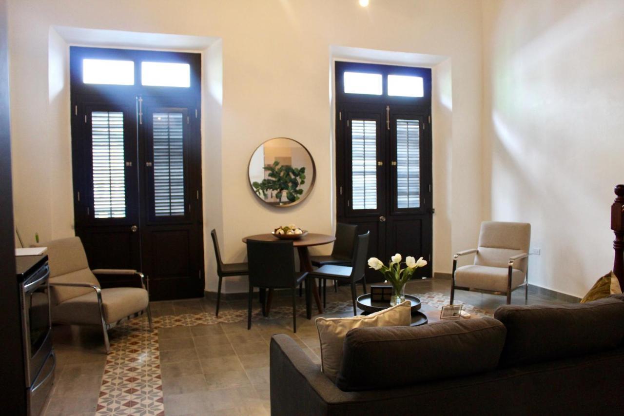 Modern In Old Town - Calle Luna Osj *