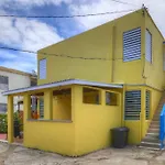 Perla Roja Guesthouse