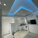 1058 Modern Apt 7