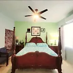 Beach Family House, San Juan, Puerto Rico-Beach, Restaurants, Airport