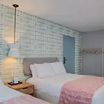 Tropica Beach Hotel (Adults Only)