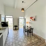 Nando\'S Place