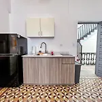 Nando\'S Place