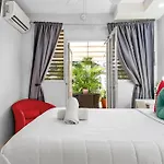 Prime Location At Condado Beach Queen Studio - Apt 10