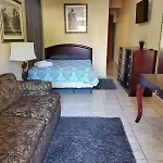Del Valle Unit 2, Economical Large Studio Near Beach, Sleeps Up To 4
