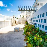 Modern Jewel Beachfront Isla Verde