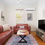Multi-Unit Beachside Complex For Up To 15 Guests