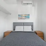 Beach Access Escape With Pool And Tanning Lounges