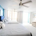 Steps From Foxwoods And Beach Front Bliss- 24Hrs Of Food And Fun