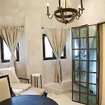 O:Live Boutique Hotel, A Small Luxury Hotel Of The World (Adults Only)
