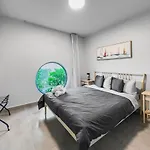 Aquabella 2 Ocean Breeze Getaway In Isla Verde