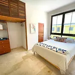 Casa Blanca 2Nd Floor Apt Near The Beach