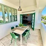 Casa Blanca 2Nd Floor Apt Near The Beach