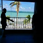 Las Gaviotas Condominium