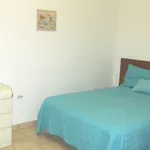 Henry\'S Guesthouse