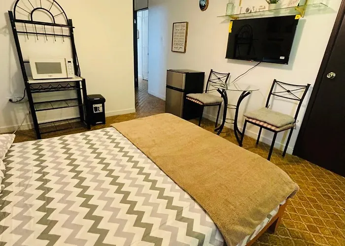 Cozy Room For 2 With Private Bath & Terrace