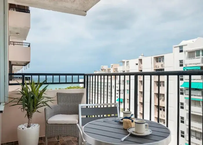 Apartamento Con Vistas Al Mar Isla Verde Puerto Rico