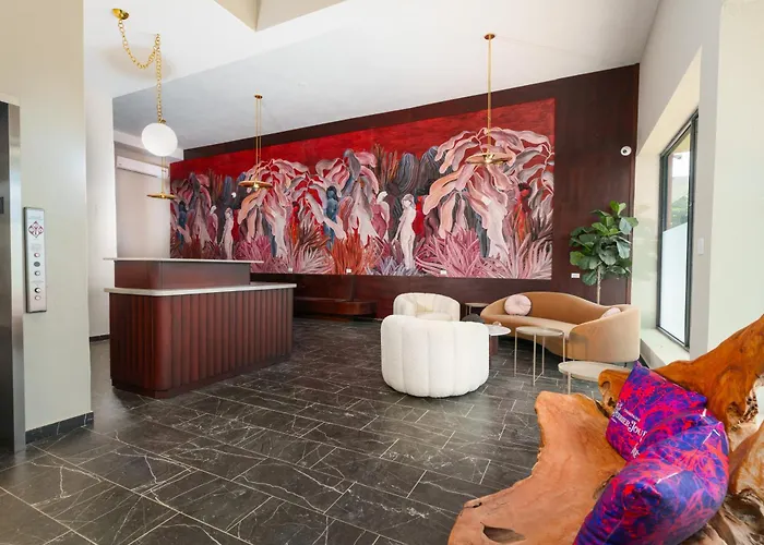 The Oliver Hotel