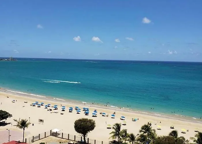 Steps From Foxwoods And Beach Front Bliss- 24Hrs Of Food And Fun