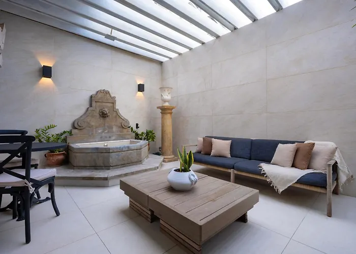 O:Live Boutique Hotel, A Small Luxury Hotel Of The World (Adults Only)